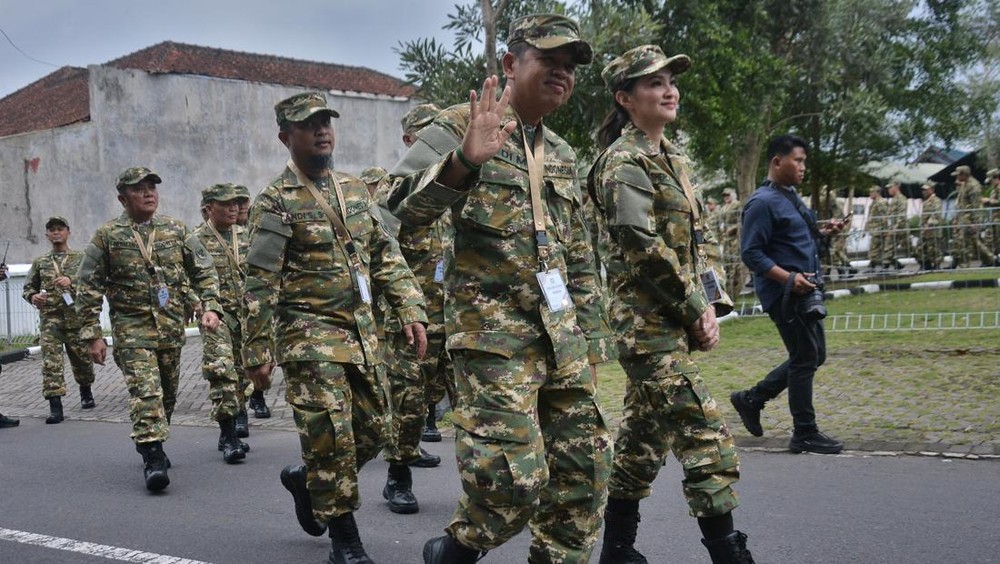 Dedi Mulyadi Kirim Nakal ke Barak Militer: Benarkah Solusi atau Ancaman HAM?