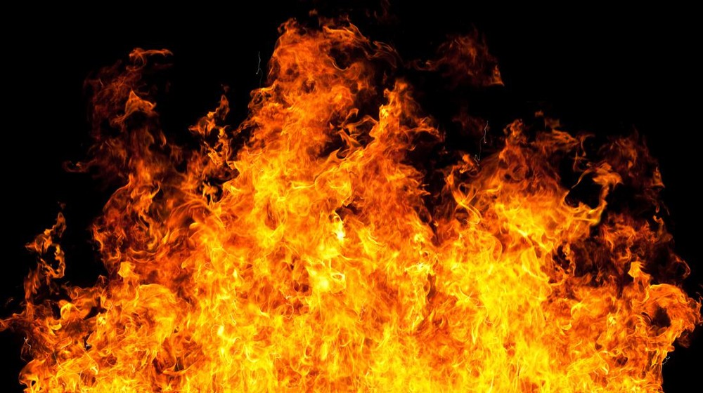 Aduuh! 17 Mobil Damkar Dikerahkan, Rumah di Cipinang Ludes!